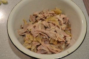 Ингредиенты для приготовления холодца из свинины и курицы