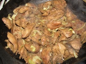 Рецепт куриной печени в сметане