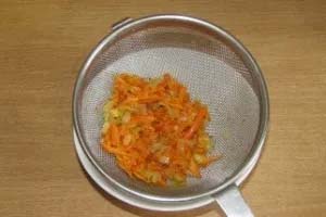 Ингредиенты для приготовления супа с галушками